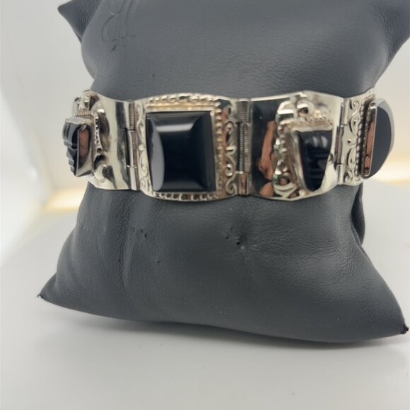 Circa 1940 nnyx and silver bracelet